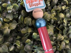 Thankful Season Pen writes in black ink